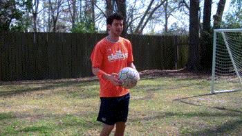 足球颠球的部位有多少种（你大腿颠球不超过5个！那是因为你还没看这篇文章）