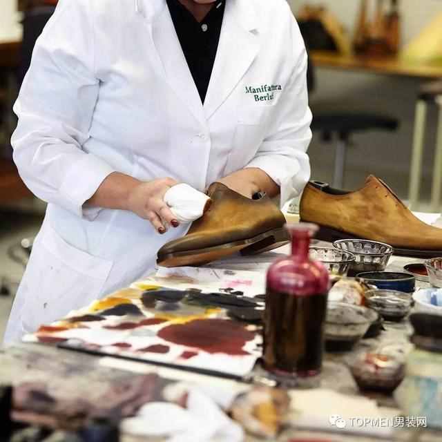 皮鞋网上买什么牌子好（男皮鞋买什么牌子好）