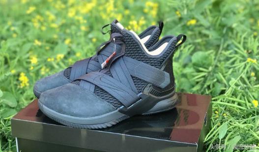 詹姆斯12测评（詹姆斯士兵12实战测评）