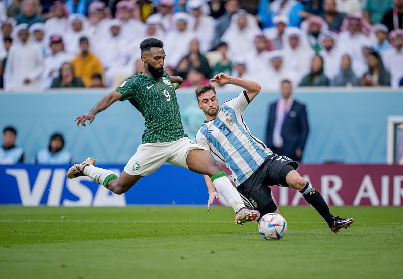 最近有什么足球比赛（世界杯最新战报：法澳战成4：1，阿根廷大冷门1：2负于沙特！墨西哥和丹麦均0：0战平对手；C罗正式离开曼联足球俱乐部）