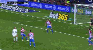 皇马3-0马竞(C罗帽子戏法,皇马客场3-0马竞领跑西甲)