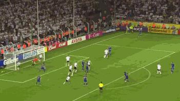 意大利队拿世界杯冠军(在丑闻阴云中神奇夺得世界杯冠军!那支意大利是多少人的青春?)