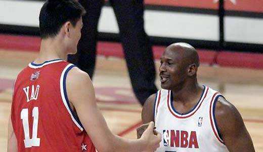 篮球馆新春对联(球星也爱春节文化,有人爱饺子,有人爱春联,乔丹让人捧腹大笑)