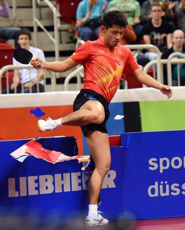 马龙张继科交手记录（张继科与马龙不算“双子星”？《荣耀乒乓》碰瓷国乒引粉丝骂战）