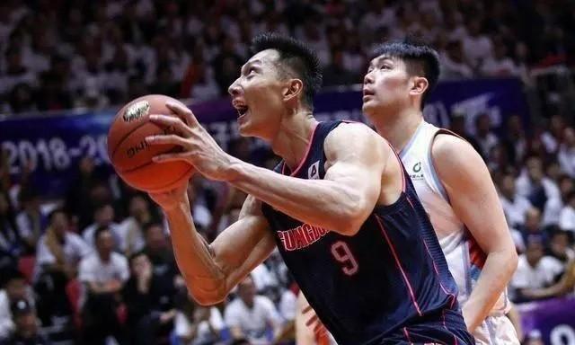 宏远老板娘宏远老板娘吴迪简介(吴迪:易建联的老板娘)