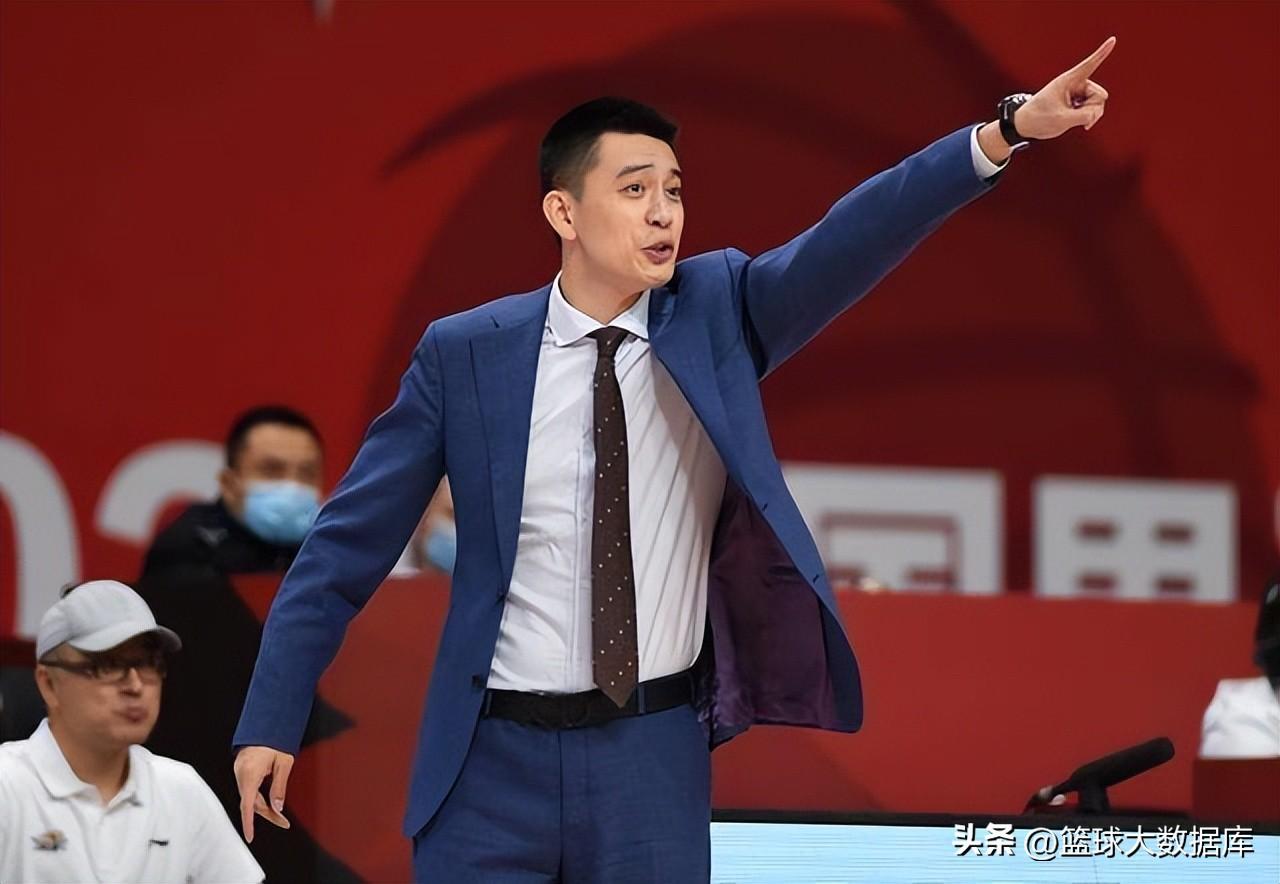 CBA各队教练（8家俱乐部完成换帅！CBA新赛季20支球队主教练全部确定，群雄逐鹿）