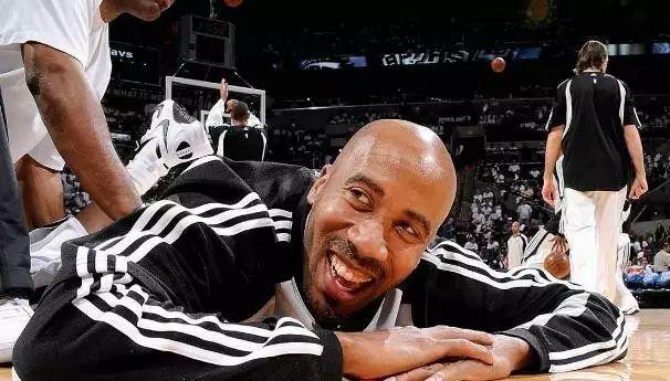 nba最脏球员排名(NBA历史打球最脏的4人!勇士队独占其二,榜首乔丹见了也忌惮三分)