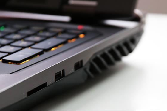 玩家国度电竞(游戏爱好者首选:玩家国度G7AI电竞游戏本上手评测)