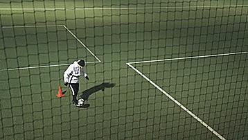 足球花式起球过人（五个花式过人技巧（不建议在实战中使用））