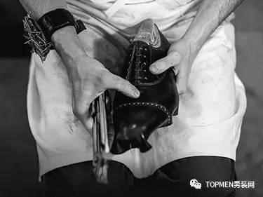 皮鞋网上买什么牌子好（男皮鞋买什么牌子好）