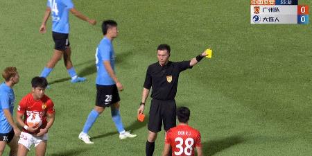 大连足球直播(文体直播大连人VS广州队!李学鹏还欺负商隐吗?郑智或迎12轮不胜)