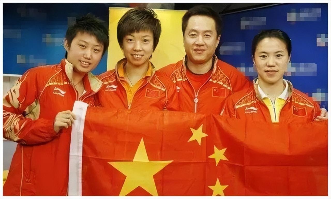 侯英超前女友李楠施之皓（施之皓近况：二婚娶弟子李楠，赴巴新执教，如今面容尽显苍老之态）