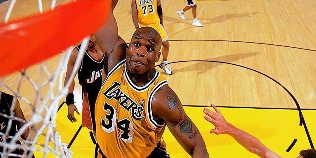NBA全明星乔丹出场(98年湖人坐拥4位全明星,为何西决会被爵士横扫?OK组合表现如何)