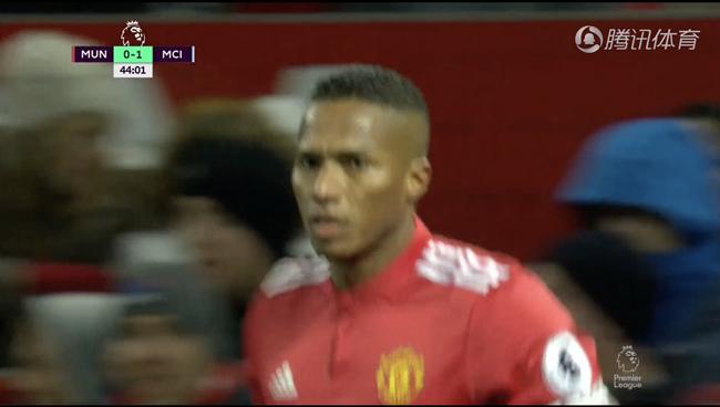 中国足球迷和篮球迷哪个更多(为什么中国的篮球迷多是球星粉,而足球迷多是球队粉?|懒熊涨姿势)