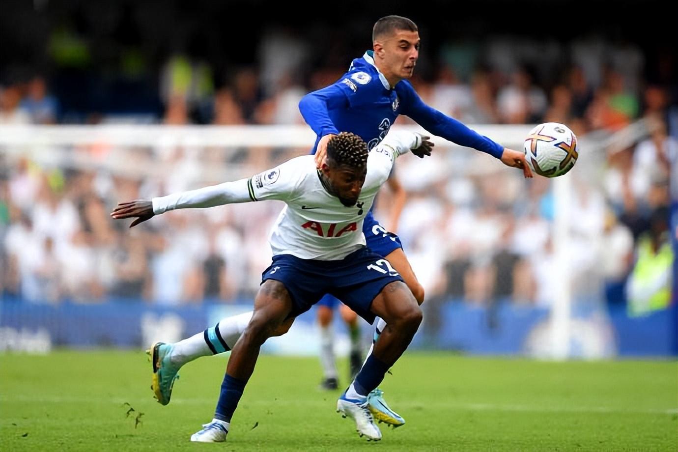 西甲球队分布地区（「五大联赛足球地理」：意甲、西甲、法甲和英超的海岛球队）