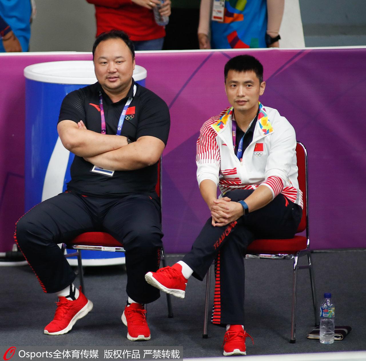 亚运会羽毛球男团决赛(一场没打“躺赢”金牌!林丹亚运生涯谢幕,国羽男团夺冠)