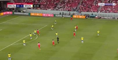 韩国世界杯足球场（巴西5：1韩国，桑巴舞步晃晕太极虎！差距巨大，英超金靴带不动）