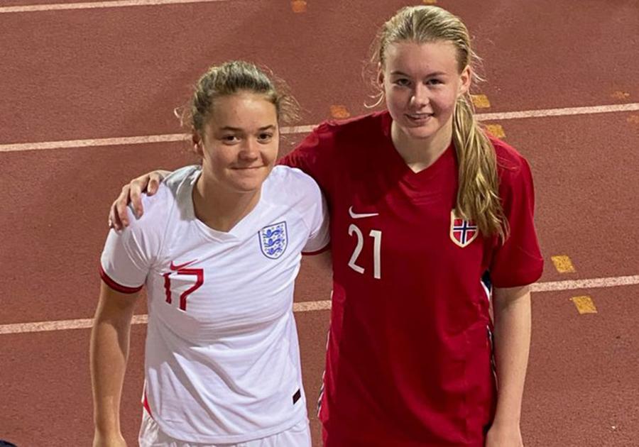 索尔斯克亚尽力了吗（索帅离开曼联后为女儿留在曼市，称已尽力！朗尼克暗批其用人决策）