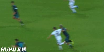 欧洲杯阿根廷vs乌拉圭（梅西传射+压哨绝平苏亚雷斯传射，阿根廷2-2乌拉圭）