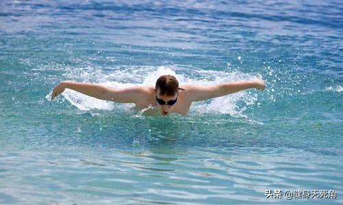 游泳是最好的运动吗（游泳是最为健康的运动，连医生都推荐，这就是原因）