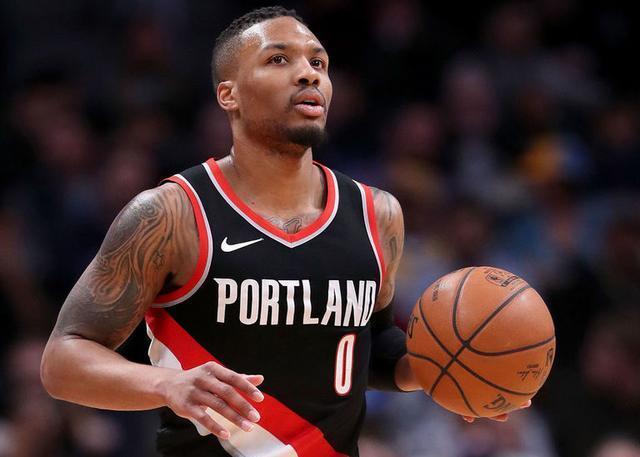 利拉德和开拓者完成续约合同了吗（说我是最烂合同？利拉德夺联盟首个周最佳 32岁他迎来最强版本）