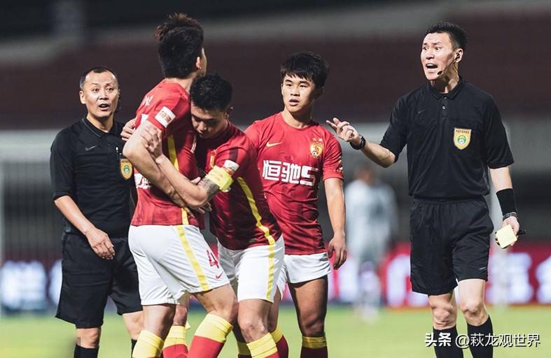 大连足球直播(文体直播大连人VS广州队!李学鹏还欺负商隐吗?郑智或迎12轮不胜)