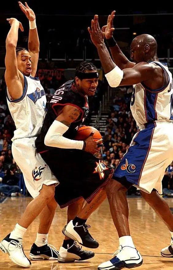 艾弗森球鞋系列（无冠也可奉为信仰的超级巨星！艾弗森未复刻签名鞋全盘点）