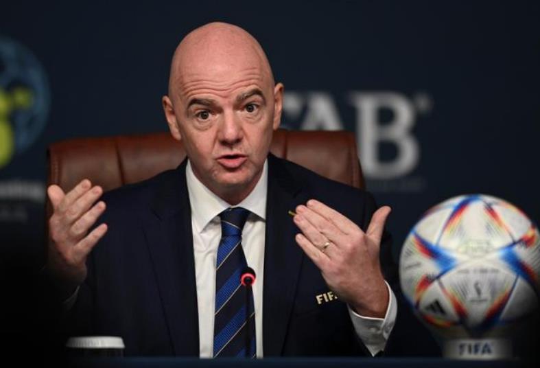 男足不行为啥不解散（14亿人口大国遭FIFA全球禁赛！足协解散违规，中国足球为啥没事？）