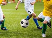 一个足球赛多少人（足球为啥是11个人踢）