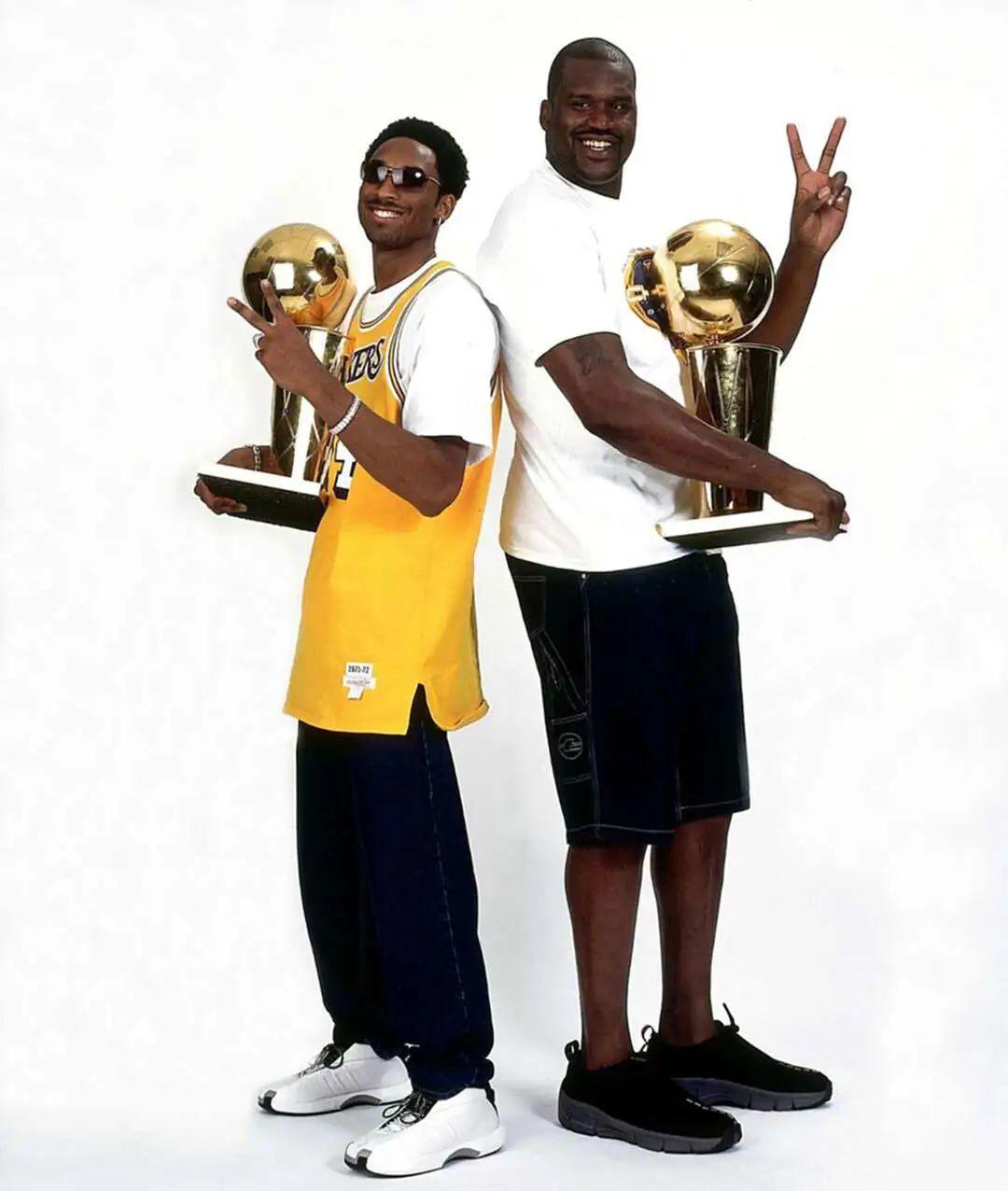 科比上脚过的球鞋（为何拒绝上脚第三代个人签名鞋？科比阿迪达斯时期球鞋全盘点）