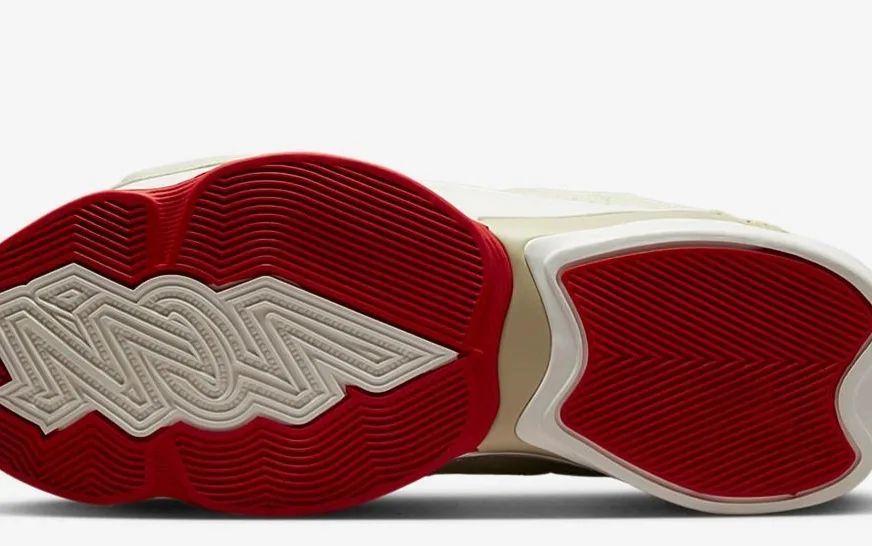 蓝白色篮球鞋（耐克新品！东契奇1代多配色曝光，Zion2新配色质感佳，AF1有惊喜）