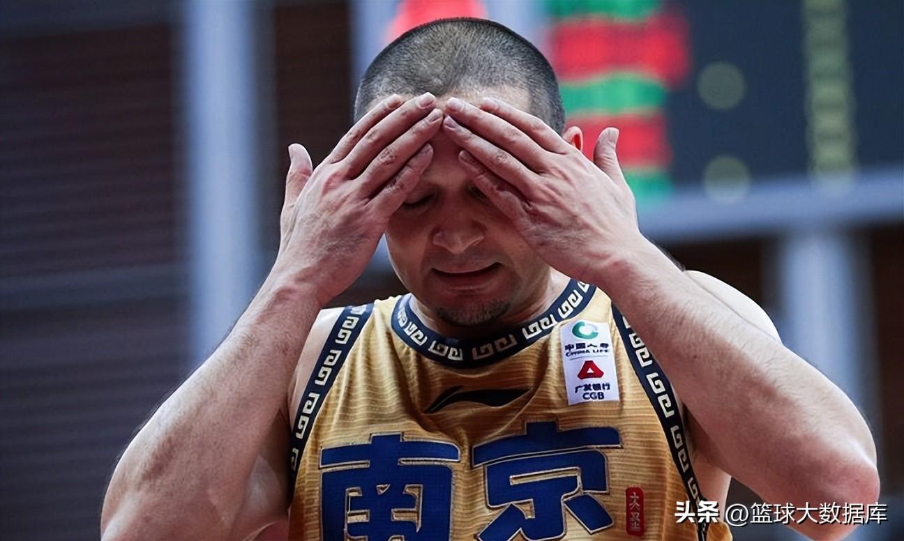 CBA各队教练（8家俱乐部完成换帅！CBA新赛季20支球队主教练全部确定，群雄逐鹿）