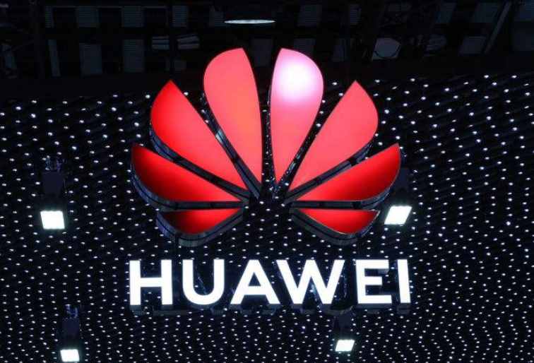 华为哪款手机适合父母（给父母买华为手机哪款比较好）