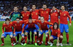 南非世界杯西班牙队战绩（南非世界杯，西班牙7场比赛进8球，除此之外还创造了一个历史新低）-华海博客