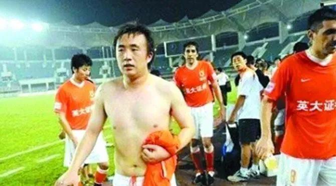 怎样才能加入足球国家队员（论加入男足的硬性条件）