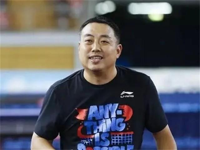 刘国梁事件来龙去脉是什么(2017年,刘国梁揭秘卸任总教练风波:主动辞职不愿从政)