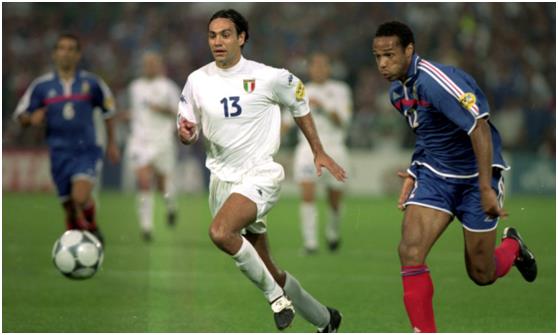 意大利足球队球员图片（意大利总统亲自颁发骑士勋章，内斯塔到底有多强？）