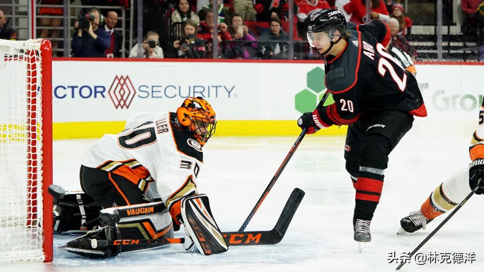 里约女排vs巴西录像（周六央视体育：录播回顾里约女排中巴经典！）