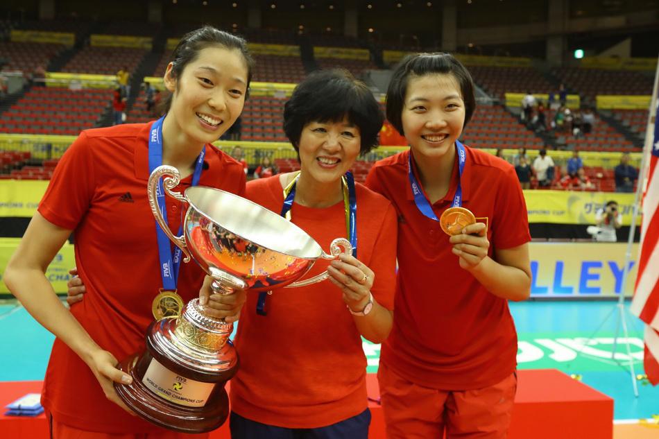 2015女排亚锦赛半决赛（回顾8年执教高光时刻：祝福郎指导，未来一切安好）