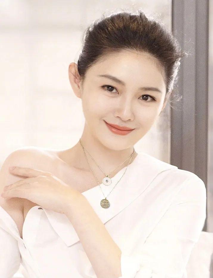 nba推广大使蔡徐坤（蔡徐坤回应被前公司“讨钱”，称并非最终结果，网友纷纷为其说话）