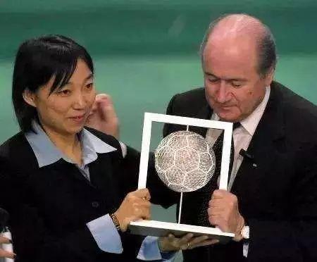 99年世界杯中国女足主力阵容（铿锵玫瑰请回答1999：如果那一年，我们拿了冠军呢？）