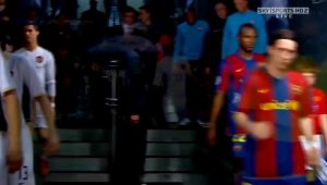 史诗级0比0（9.5万人见证史诗级0-0！C罗欧冠3分钟失点，梅西60分钟被换）-华海博客