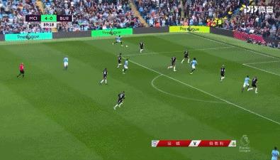 乔哈特封神之战（心酸！乔哈特重回曼城单场丢5球 怒踹门柱泄愤）