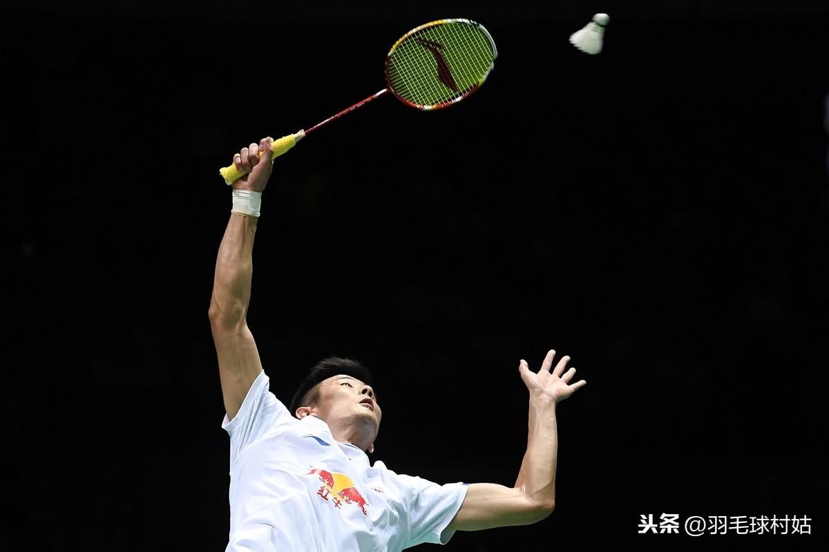 羽毛球拍多少算轻的（新手不懂怎么选球拍，来看看这些参数！）