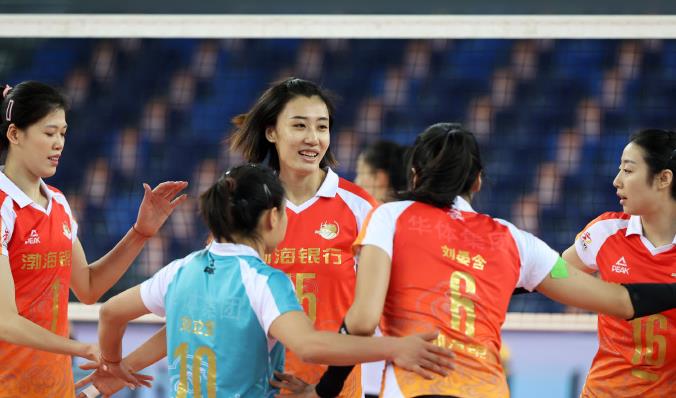 天津女排实力明显高于辽宁女排（天津女排赢球暴露问题！王媛媛拦网零分成树杈手，刘晏含3局拿3分）