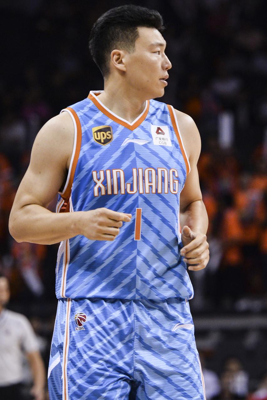 李根2019男篮世界杯（李根：靠防守拿冠军 希望有机会征战世界杯）