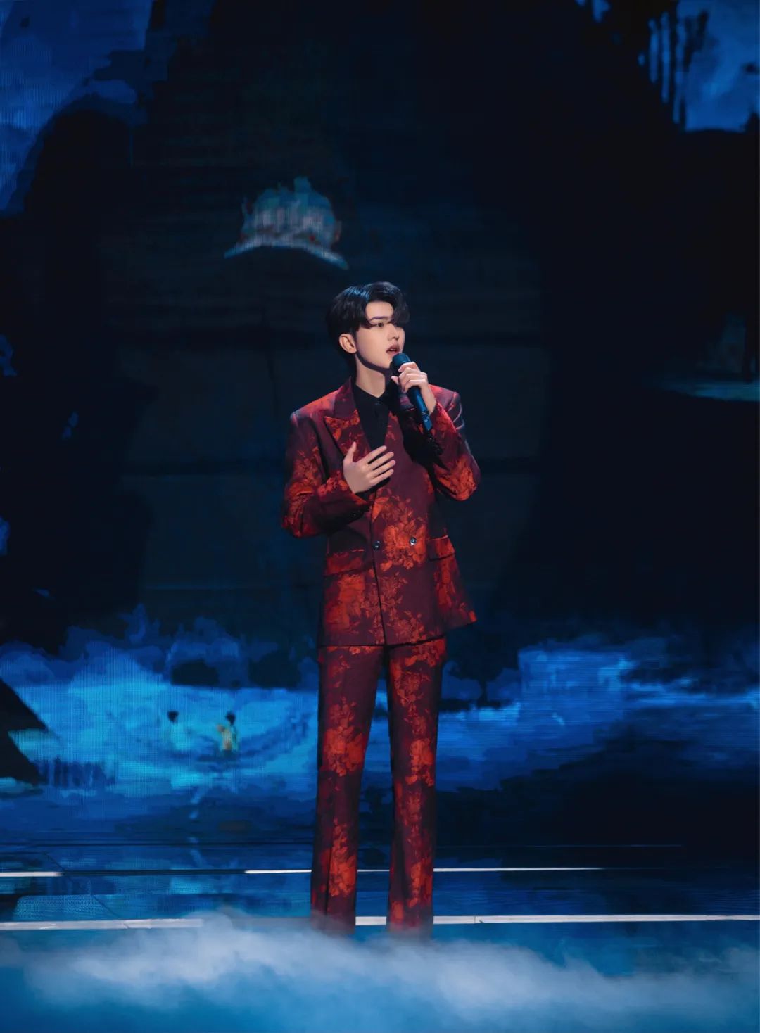 nba推广大使蔡徐坤（蔡徐坤回应被前公司“讨钱”，称并非最终结果，网友纷纷为其说话）