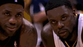 nba篮球搞笑视频集锦高清（NBA十大搞笑场景：哈登马努假摔比演技，库里与奥胖救球区别大）