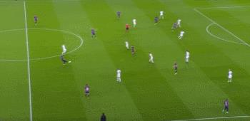 足球还有半个球吗（从西甲8场丢1球，到欧冠4场丢7球！巴萨的问题在哪里？）