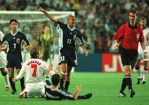 世界杯为什么没贝克汉姆(从1998到2002,回顾贝克汉姆的救赎之旅)